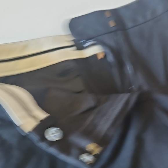 Elie Tahari Black Dress Pants Classic Tailored Design - Picture 5 of 7